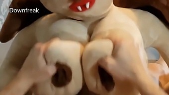 Doll With A Plush Body Gives Him A Satisfying Blowjob For A Long Time