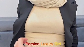 Iranian Amateur Shares Her Sensual Voice In Hd